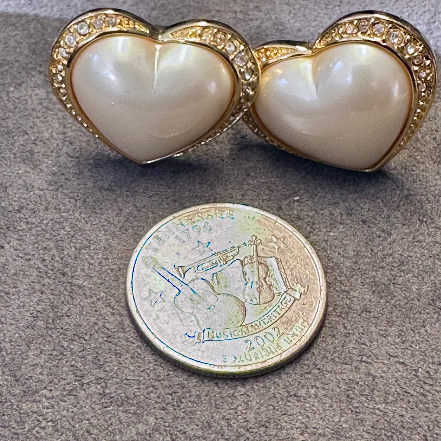 Vintage Trifari Gold Tone Heart Faux Pearl Rhinestone Clip On Earring
