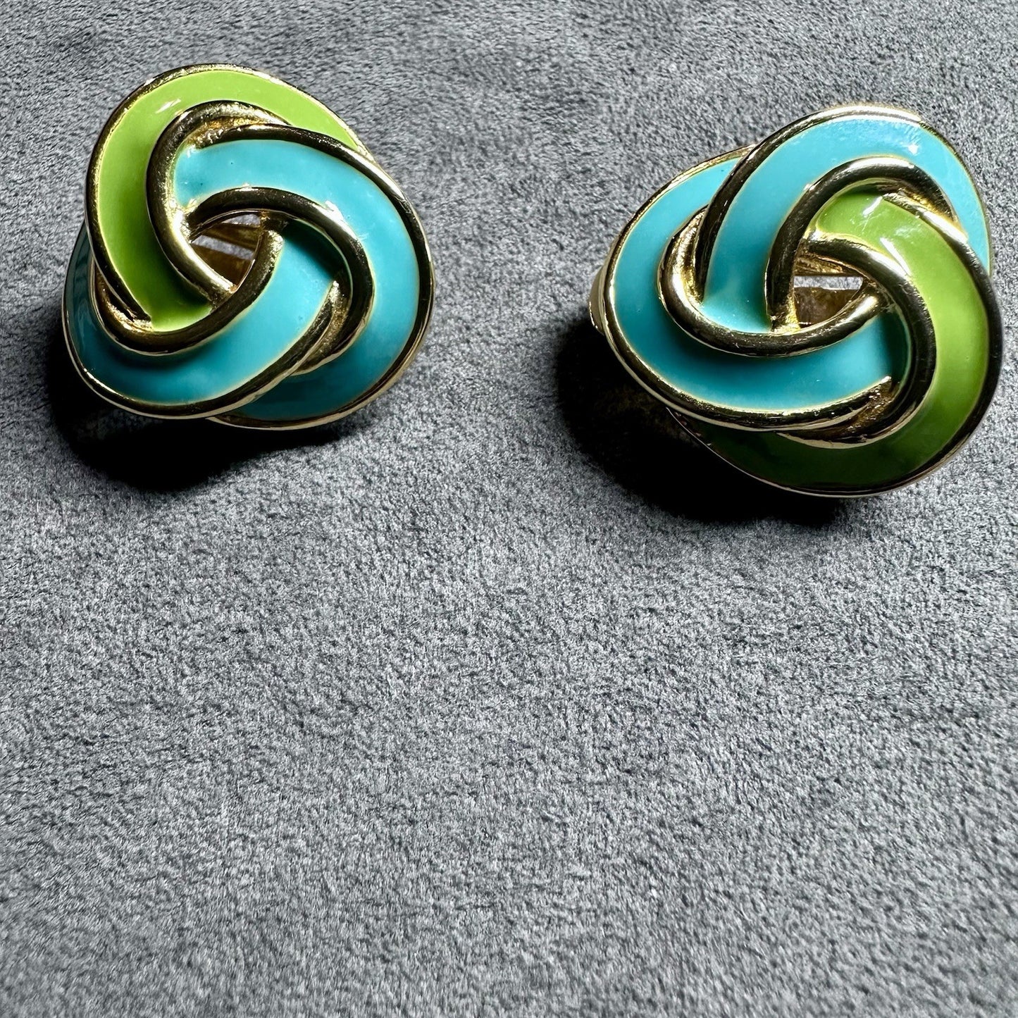 Vtg Donald Stannard Gold Tone Green Blue Enamel Swirls Classic Clip On Earrings