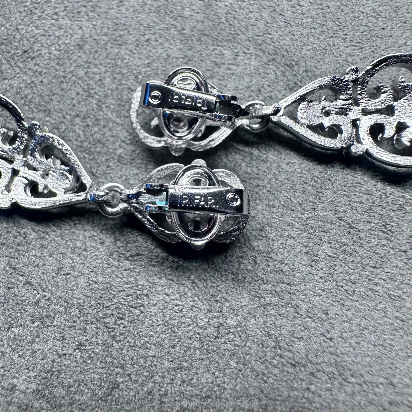 Vintage TRIFARI Ornate Dangle Silver Tone Earrings Clip-on Signed 2 in