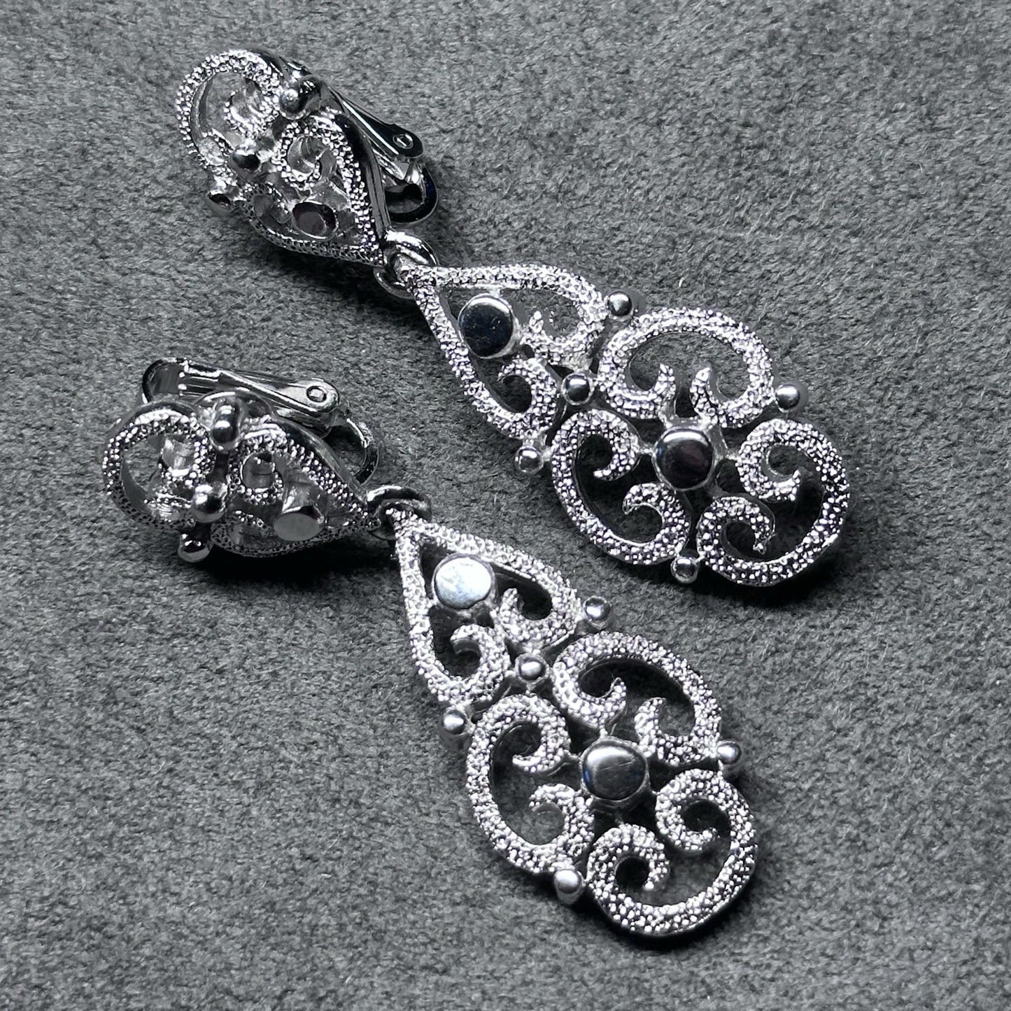 Vintage TRIFARI Ornate Dangle Silver Tone Earrings Clip-on Signed 2 in