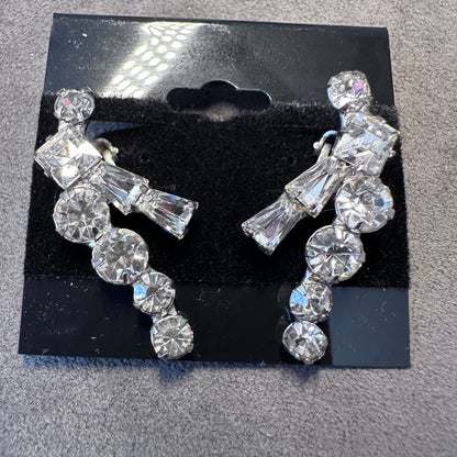 Vintage Silver Tone Crystal Clear Rhinestone High End Clip On Earring