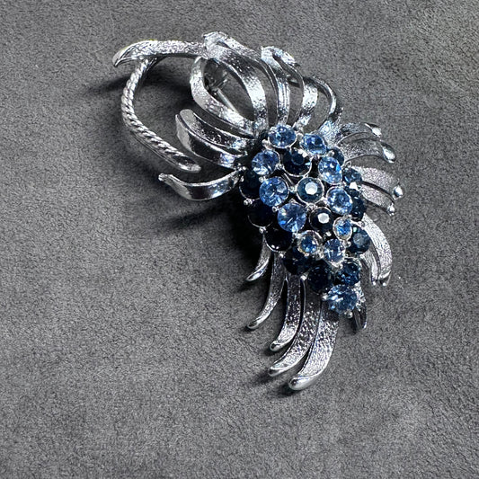Vintage 1950s Coro Pegasus SilverTone Petal Flower Blue And Clear Pin Brooch