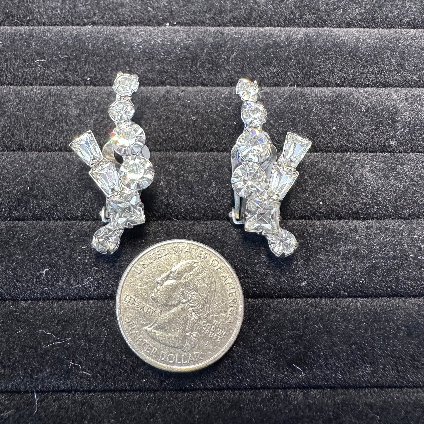 Vintage Silver Tone Crystal Clear Rhinestone High End Clip On Earring