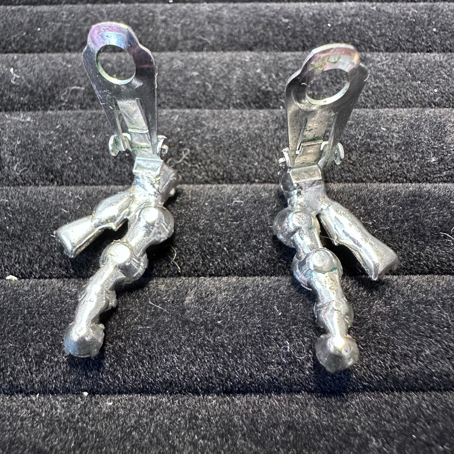Vintage Silver Tone Crystal Clear Rhinestone High End Clip On Earring