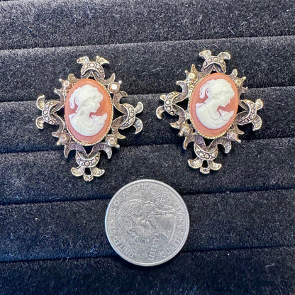 Vintage Ornate Cameo Pierced Earring