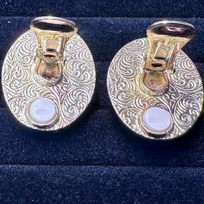 Vintage 1928 Porcelain Motif Transfer Rose Print Oval Shape Gold Tone Cushion Clip On Earring