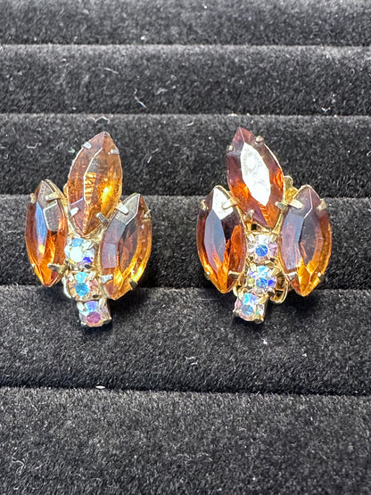 Vintage Juliana Brown Crystal Rhinestone Clip On Earrings