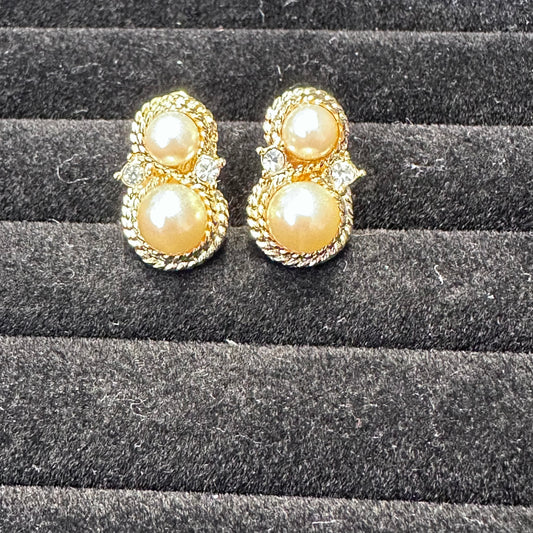 Vintage Richelieu Faux Pearl and Rhinestone Clip On Earrings
