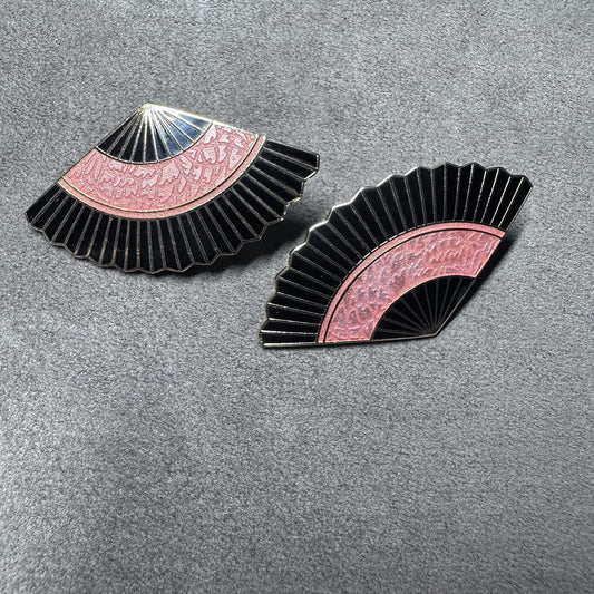 Vintage Pink Enamel Isle Of Skyes Earrings Goldtone Fan Jewelry Pierced Scottish