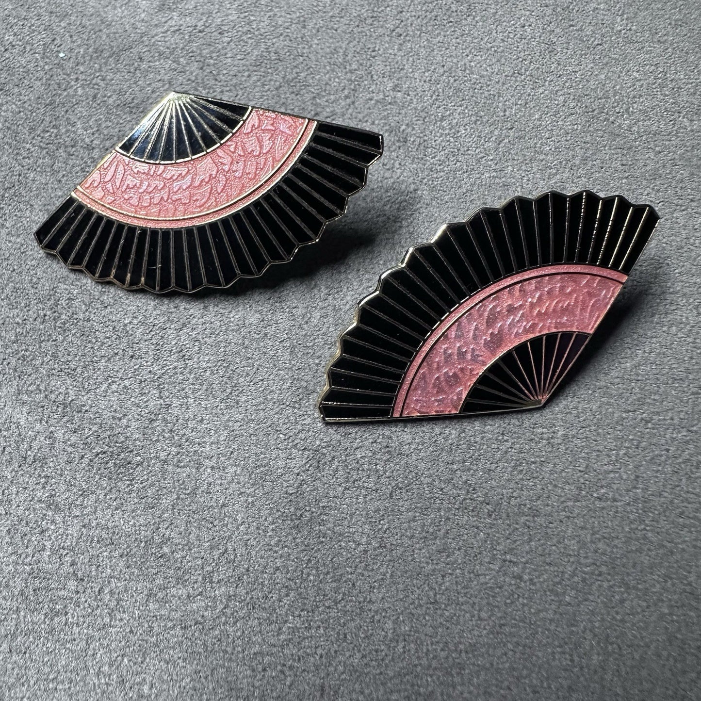 Vintage Pink Enamel Isle Of Skyes Earrings Goldtone Fan Jewelry Pierced Scottish