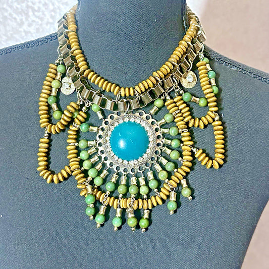Chunky Statement Fashion Wooden green bead rhinestone necklace