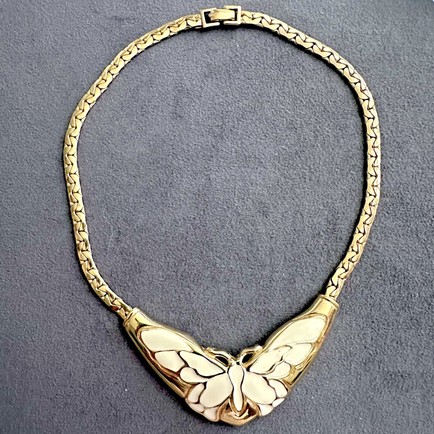 Vintage 1980's White/Beige Enamel Butterfly Motif Gold tone chain necklace