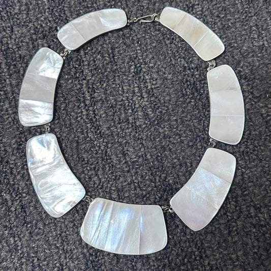 VINTAGE MOTHER OF PEARL PANEL INLAID COLLAR NECKLACE