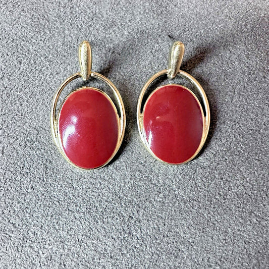Vintage Trifari Signed Gold Tone And Red Lucite Cabochon Pierced Earrings