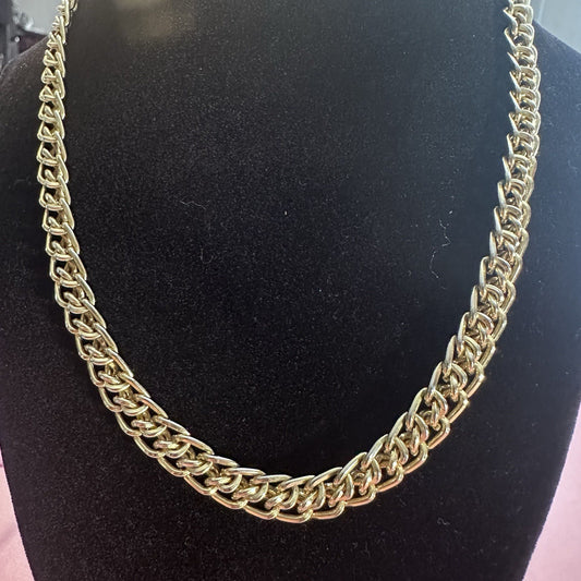 Vintage Gold Toned Cabled Style Fashion Necklace