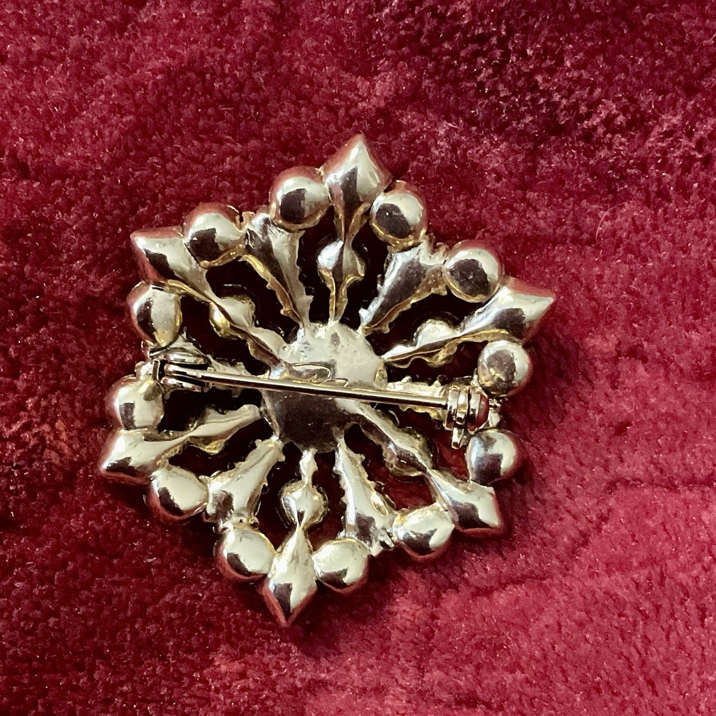 Liz Claiborne Gold-Tone Brooch – Fall Rhinestone Colors, LC Signed