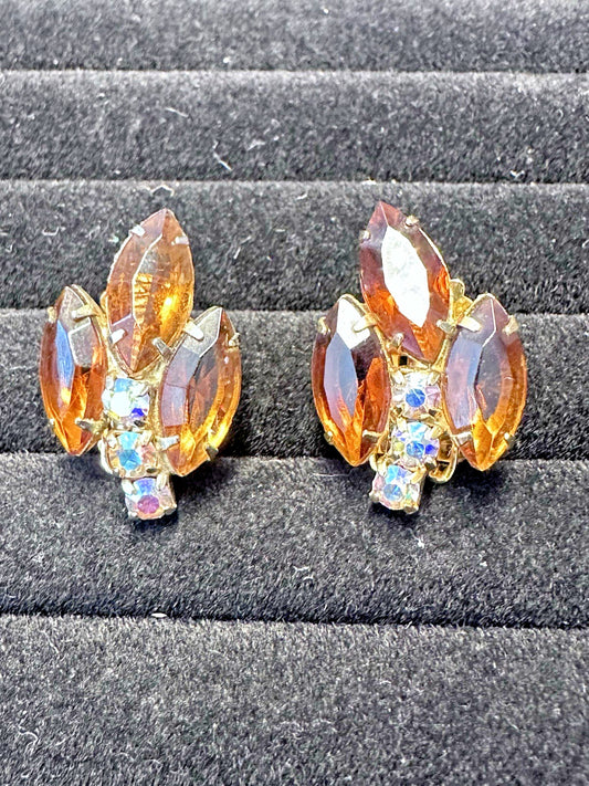 Vintage Juliana Brown Topaz color AB Crystal Rhinestone Clip On Earrings