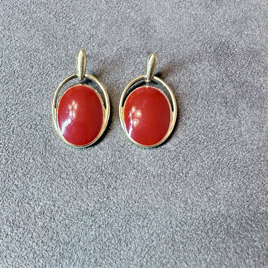 Vintage Trifari Signed Gold Tone And Red Lucite Cabochon Pierced Earrings