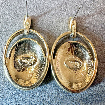 Vintage Trifari Signed Gold Tone And Red Lucite Cabochon Pierced Earrings