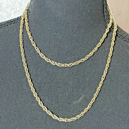 Classic versatile 36" Avon gold tone rope chain Necklace - vintage
