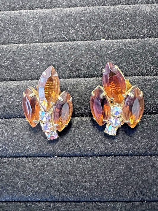Vintage Juliana Brown Topaz color AB Crystal Rhinestone Clip On Earrings